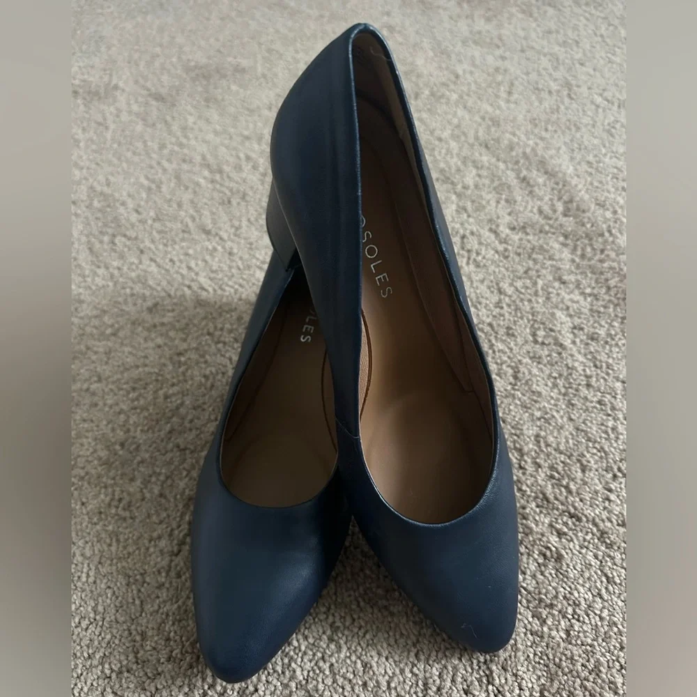 Aerosoles Silver Star Navy Pumps High Heels Memory Foam Size 9 - Picture 1 of 5